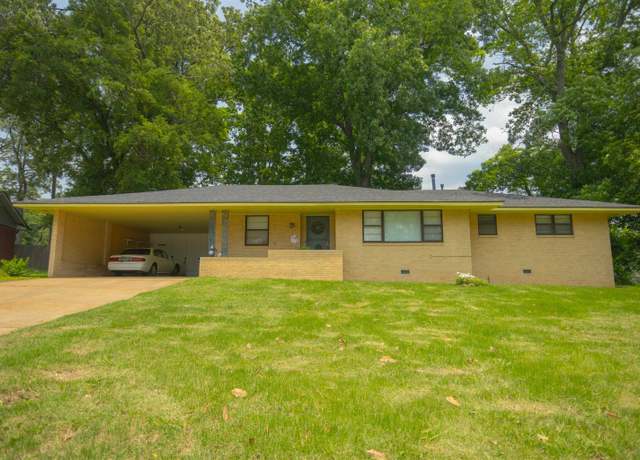Property at 2688 Lakecrest Cir, Memphis, TN 38127, 3 beds, 2 baths