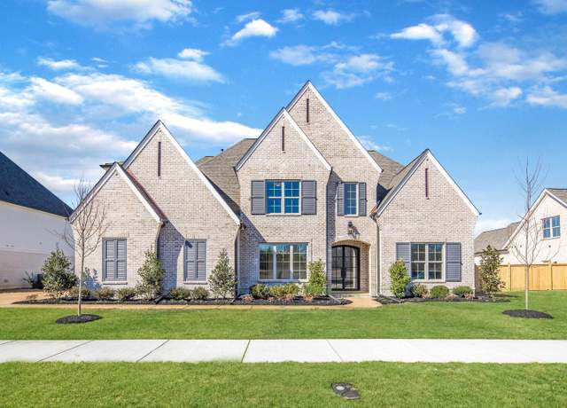 Property at 1207 Pipit Dr, Collierville, TN 38017, 5 beds, 5.5 baths