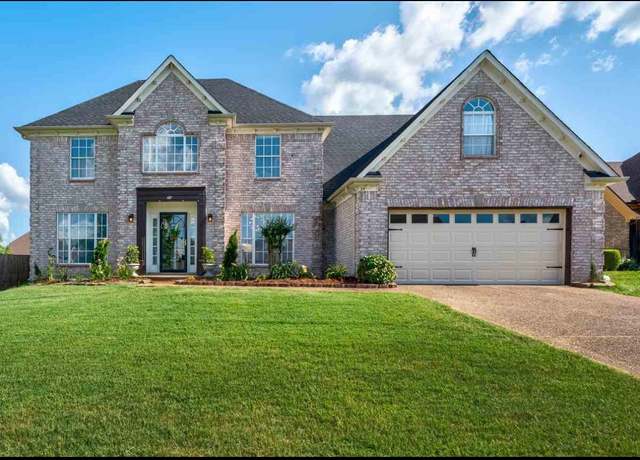Property at 25 Whispering Ridge Cv, Oakland, TN 38060, 4 beds, 2.5 baths