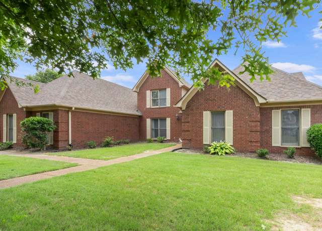 Property at 3871 Leeward Slopes Cv, Lakeland, TN 38002, 5 beds, 3 baths