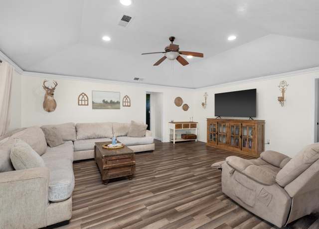 Property at 1258 Drummonds Rd, Munford, TN 38058, 3 beds, 2 baths