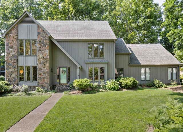 Property at 8741 Montavesta Dr, Germantown, TN 38139, 4 beds, 2.5 baths