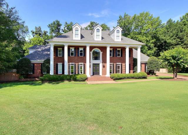 Property at 8989 Grove Forest Cv, Germantown, TN 38139, 4 beds, 4.5 baths