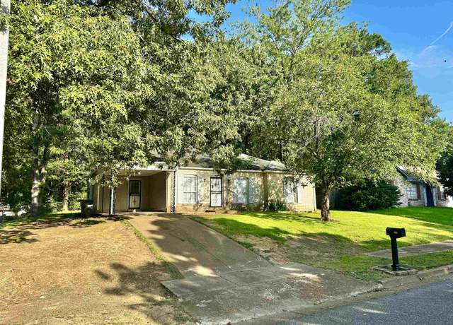 Property at 3675 Naylor Dr, Memphis, TN 38128, 3 beds, 1.5 baths