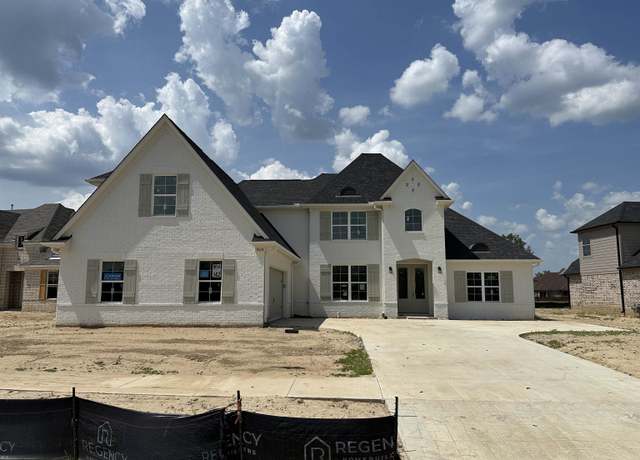 Property at 9614 Grays Hollow Dr S, Cordova, TN 38018, 5 beds, 3 baths
