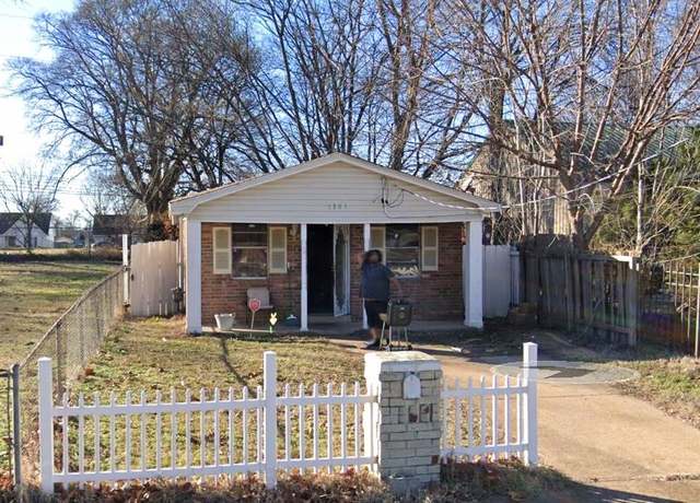 Property at 1305 Adelaide St, Memphis, TN 38106, 2 beds, 1 bath