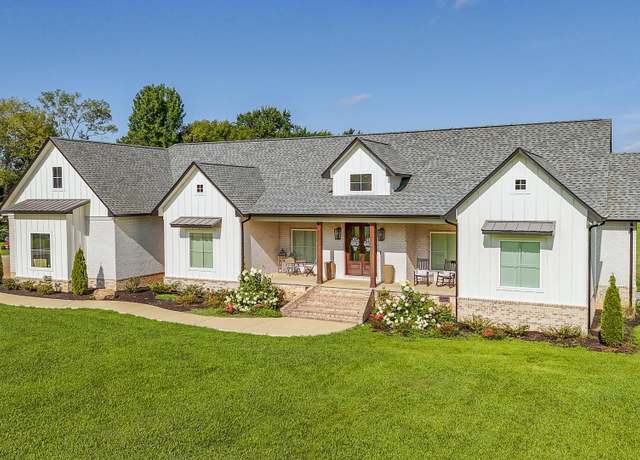 Property at 3675 Cravens Rd, Savannah, TN 38372, 5 beds, 3.5 baths