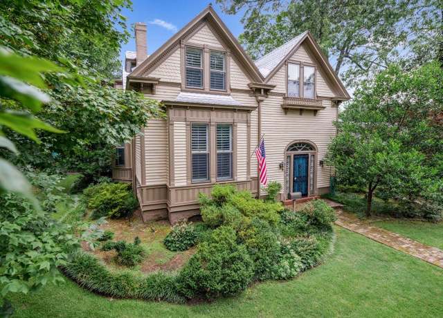 Property at 1737 Harbert Ave, Memphis, TN 38104, 5 beds, 2 baths