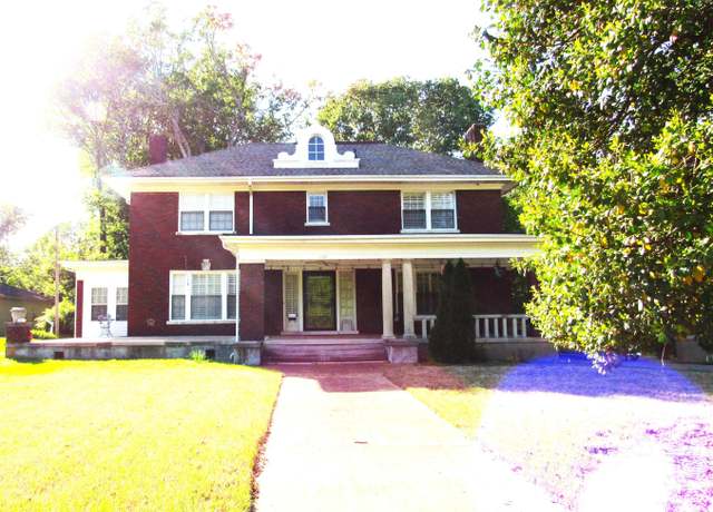 Property at 188 S Jefferson St, Ripley, TN 38063-1727, 4 beds, 3 baths