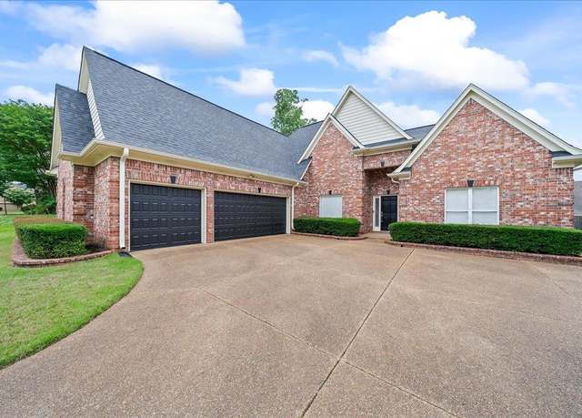 Property at 1166 Sanbyrn Dr, Cordova, TN 38018, 4 beds, 3 baths