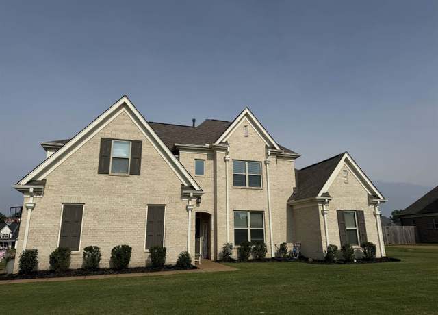 Property at 260 Country Brook Dr, Oakland, TN 38060, 4 beds, 3 baths