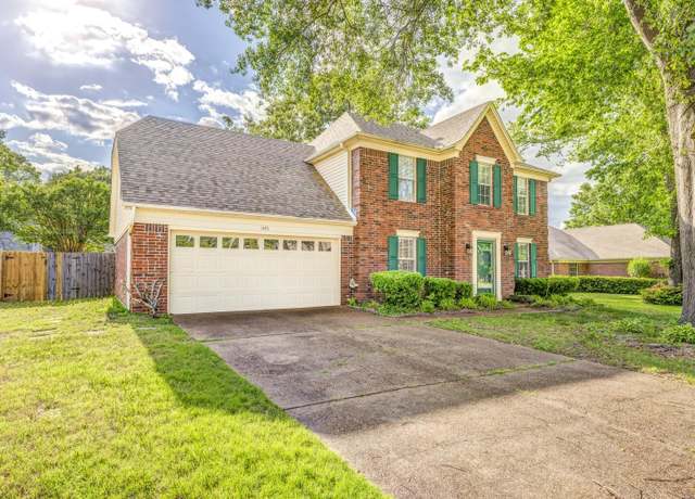 Property at 1447 Wolf Hunt Dr, Collierville, TN 38017, 4 beds, 2.5 baths