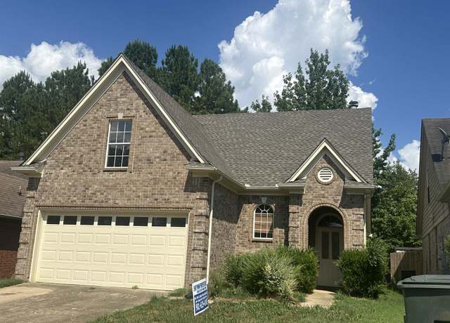 Property at 2050 Olive Bark Cv, Memphis, TN 38134, 3 beds, 2.5 baths