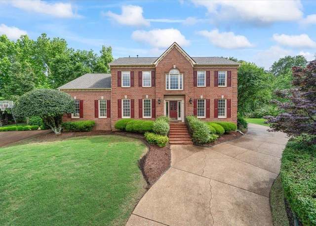 Property at 1901 Newton Nook Dr, Collierville, TN 38017, 4 beds, 3.5 baths
