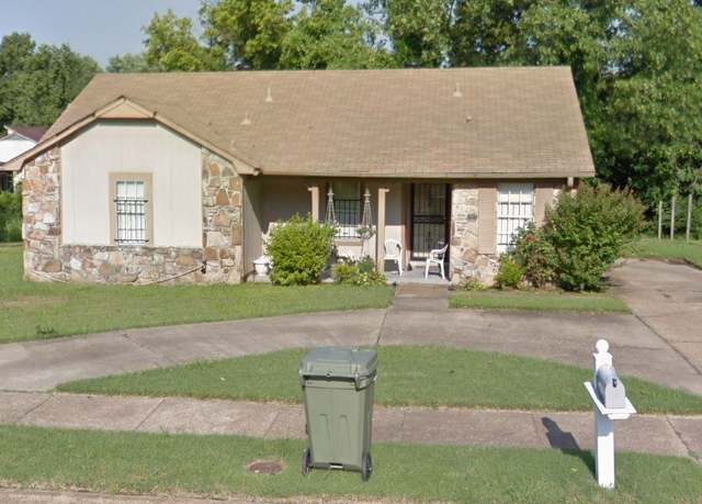 Property at 3823 Rainford Dr, Memphis, TN 38128, 3 beds, 2 baths