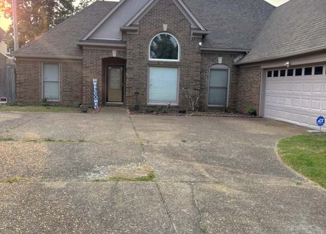Property at 9344 Chimneyrock Blvd, Cordova, TN 38016, 4 beds, 2 baths
