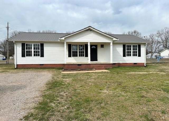 Property at 130 Stricklin Pl, Savannah, TN 38372, 3 beds, 2 baths