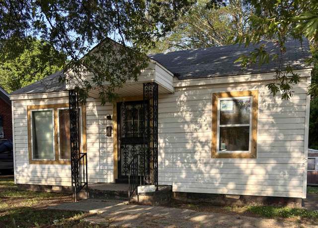 Property at 2136 Rile St, Memphis, TN 38109, 3 beds, 2 baths