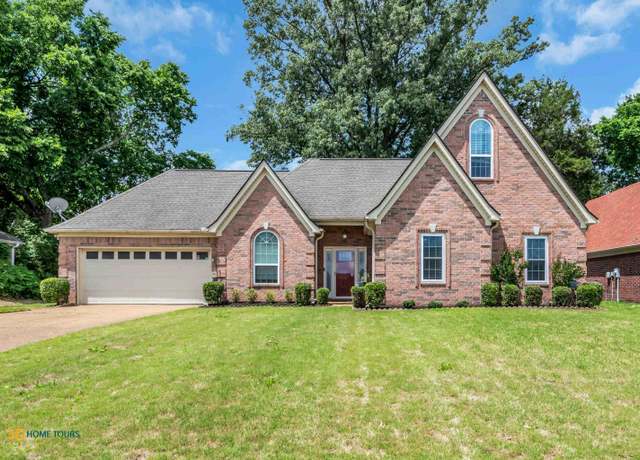 Property at 7873 Meadow Ridge Ln, Olive Branch, MS 38654-4386, 4 beds, 3 baths