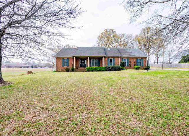 Property at 43 Hastings Way, Covington, TN 38019, 4 beds, 2 baths