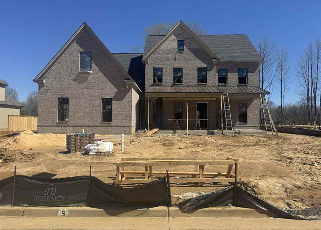 Property at 3628 Silver Laurel Dr, Germantown, TN 38138, 4 beds, 4.5 baths