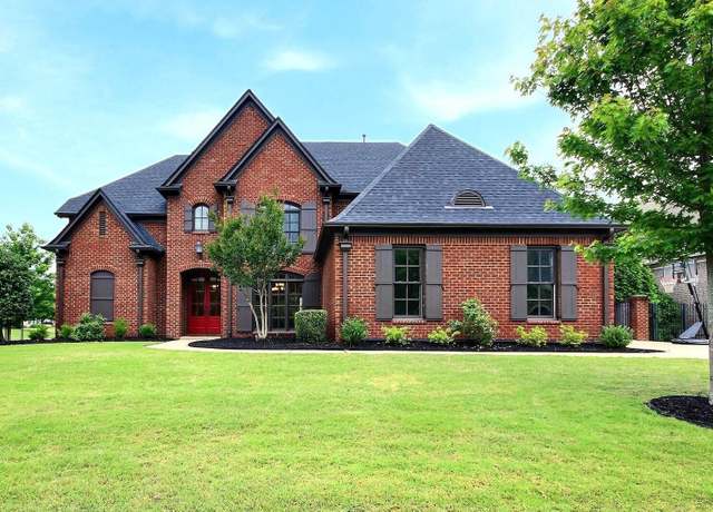 Property at 1707 Totty Ln, Collierville, TN 38017, 6 beds, 4 baths