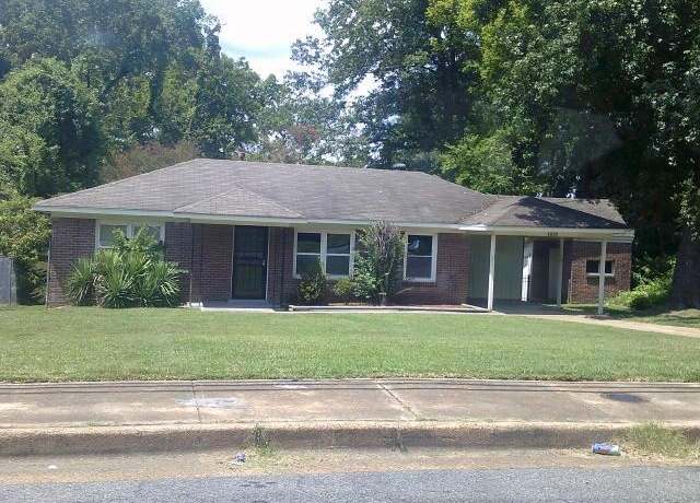 Property at 1820 St Elmo Ave, Memphis, TN 38127, 3 beds, 1.5 baths