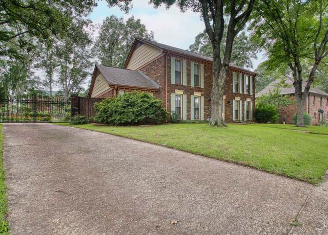 Property at 8141 Effingham Dr, Germantown, TN 38138, 4 beds, 3 baths