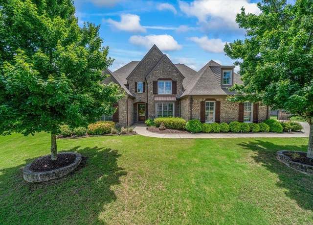 Property at 653 Briston Ln, Collierville, TN 38017, 4 beds, 3.5 baths