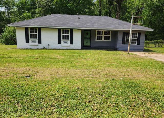 Property at 4785 Haleville Rd, Memphis, TN 38611, 3 beds, 1 bath