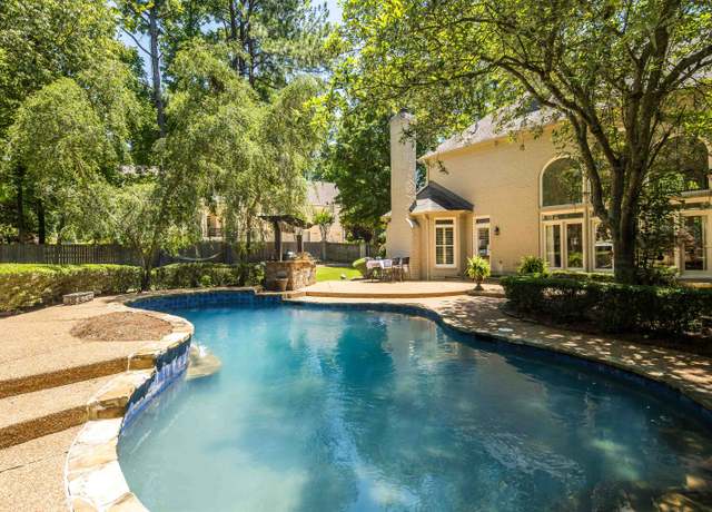 Property at 9316 Forest Hill Ln, Germantown, TN 38139, 4 beds, 4.5 baths