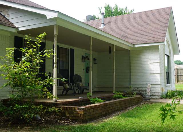 Property at 3780 Meade Lake Rd, Millington, TN 38053, 4 beds, 2 baths