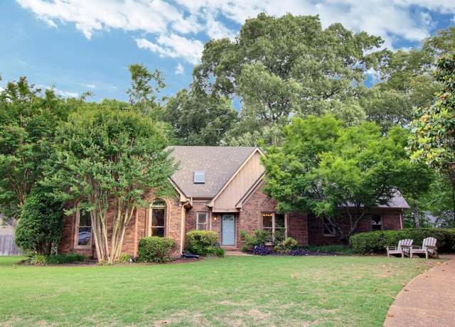 Property at 883 Mercersburg Cv, Collierville, TN 38017, 5 beds, 3 baths
