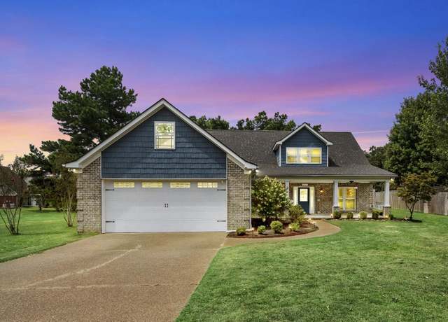 Property at 8247 Montrose Dr, Olive Branch, MS 38654, 5 beds, 3.5 baths