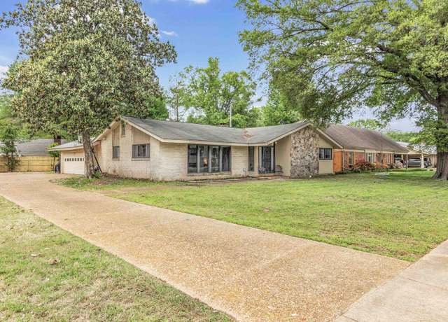 Property at 5737 Buxbriar Ave, Memphis, TN 38120, 4 beds, 2.5 baths