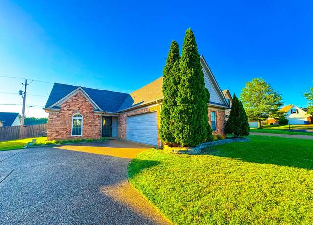 Property at 9904 Averbury Cv, Cordova, TN 38016, 4 beds, 2 baths