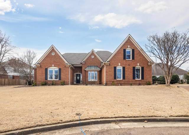 Property at 8965 Elderberry Cv, Cordova, TN 38016, 5 beds, 4 baths