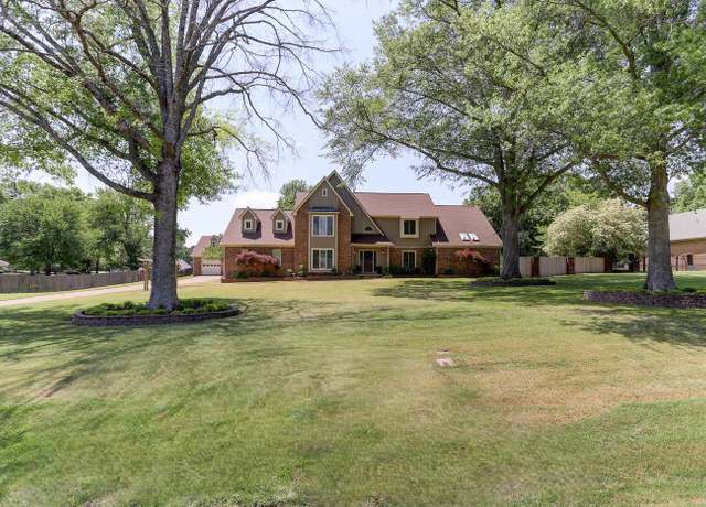 Property at 3275 Bruton Parish Dr, Bartlett, TN 38133, 5 beds, 3.5 baths