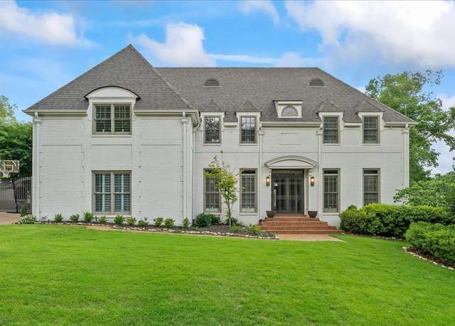 Property at 2800 Oakleigh Ln, Germantown, TN 38138, 4 beds, 3.5 baths