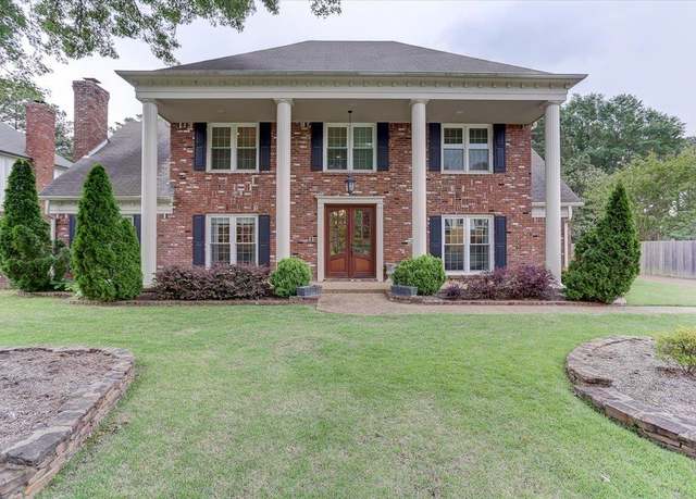 Property at 2178 E Glenalden Dr, Germantown, TN 38139, 4 beds, 3.5 baths