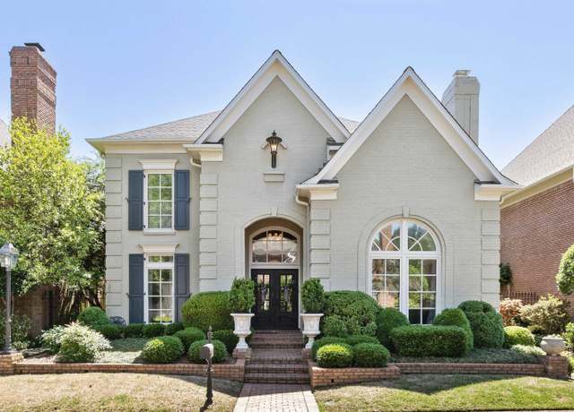 Property at 929 E Riverwalk Dr, Memphis, TN 38120, 4 beds, 4 baths