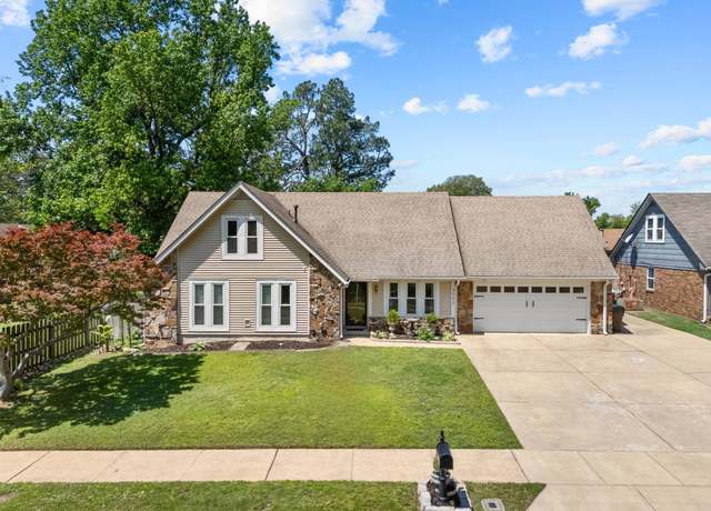 Property at 3111 Mary Nancy Cv, Bartlett, TN 38134, 5 beds, 3 baths