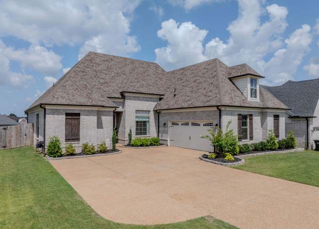 Property at 30 Brook Meadow Ln, Oakland, TN 38060, 4 beds, 3 baths
