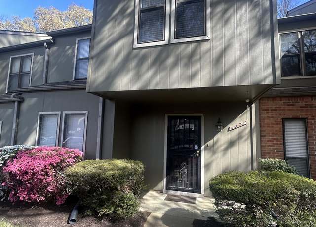 Property at 4022 Graham Oaks Ct #13, Memphis, TN 38122, 3 beds, 2.5 baths