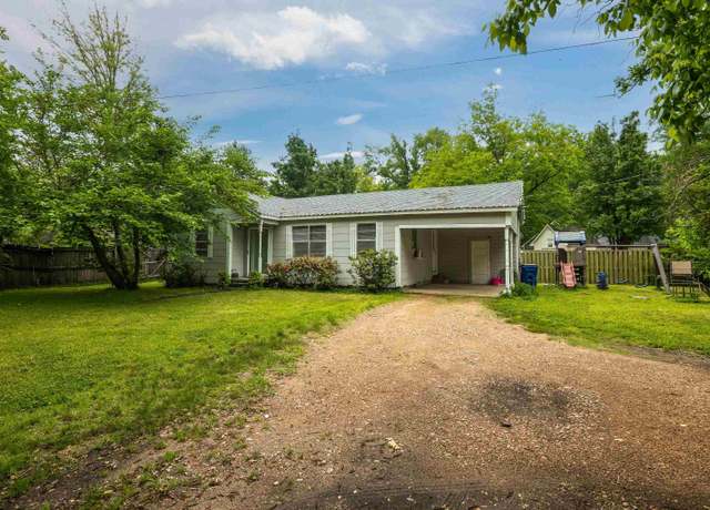 Property at 153 Third St, Rossville, TN 38066, 2 beds, 1 bath