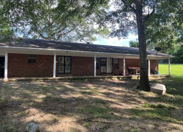 Property at 5077 S 3rd St, Memphis, TN 38109, 4 beds, 3 baths