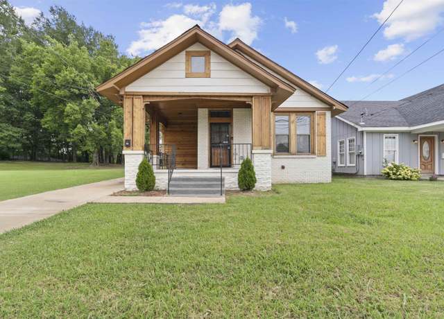 Property at 556 N Manassas St, Memphis, TN 38105, 3 beds, 2 baths