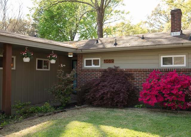 Property at 1089 Ivy Rd, Memphis, TN 38117, 3 beds, 2 baths