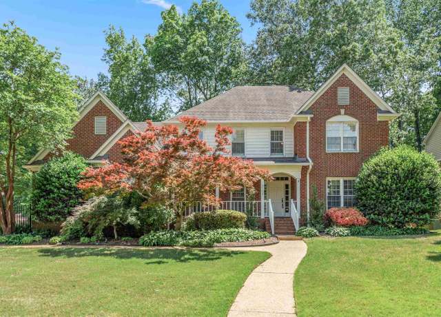 Property at 2715 Sweet Oaks Circle Dr, Germantown, TN 38138, 5 beds, 3.5 baths