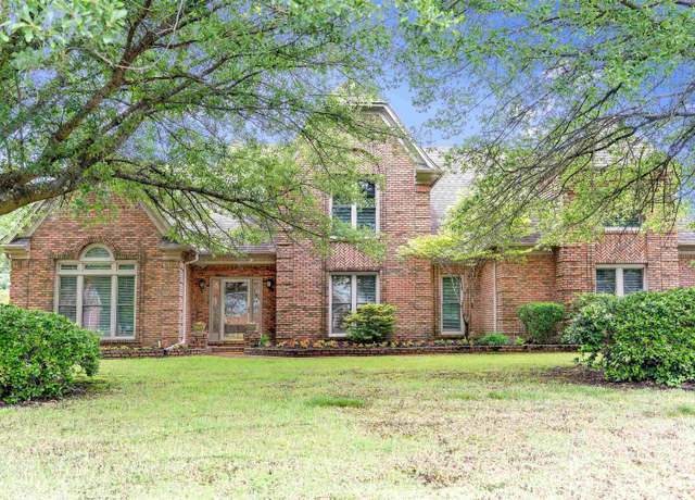 Property at 2660 Dibrell Trail Dr, Collierville, TN 38017, 4 beds, 2.5 baths